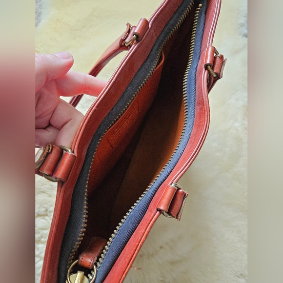 Vintage 1970s Coach Bonnie Cashin Watermelon Leather Tote - Picture 4 of 8